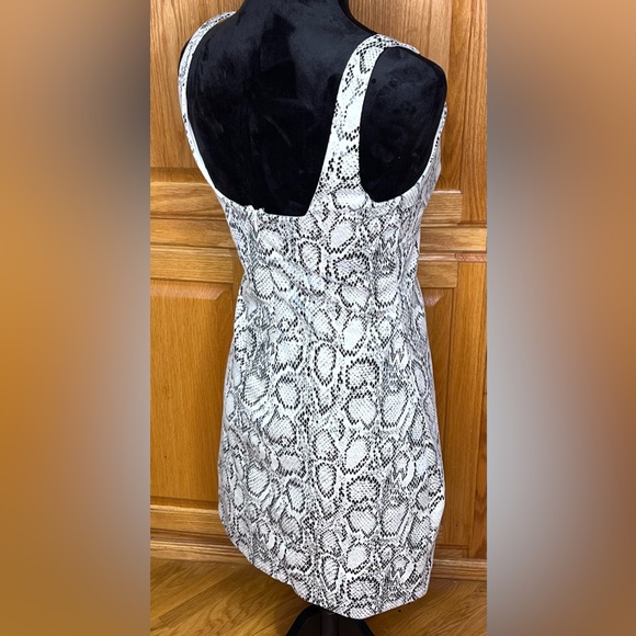ZARA Animal Print Snakeskin Faux Suede Mini Dress Black & Ecru Size Medium‎ - Picture 7 of 13